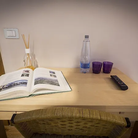 Bed & Breakfast Emporio 3*